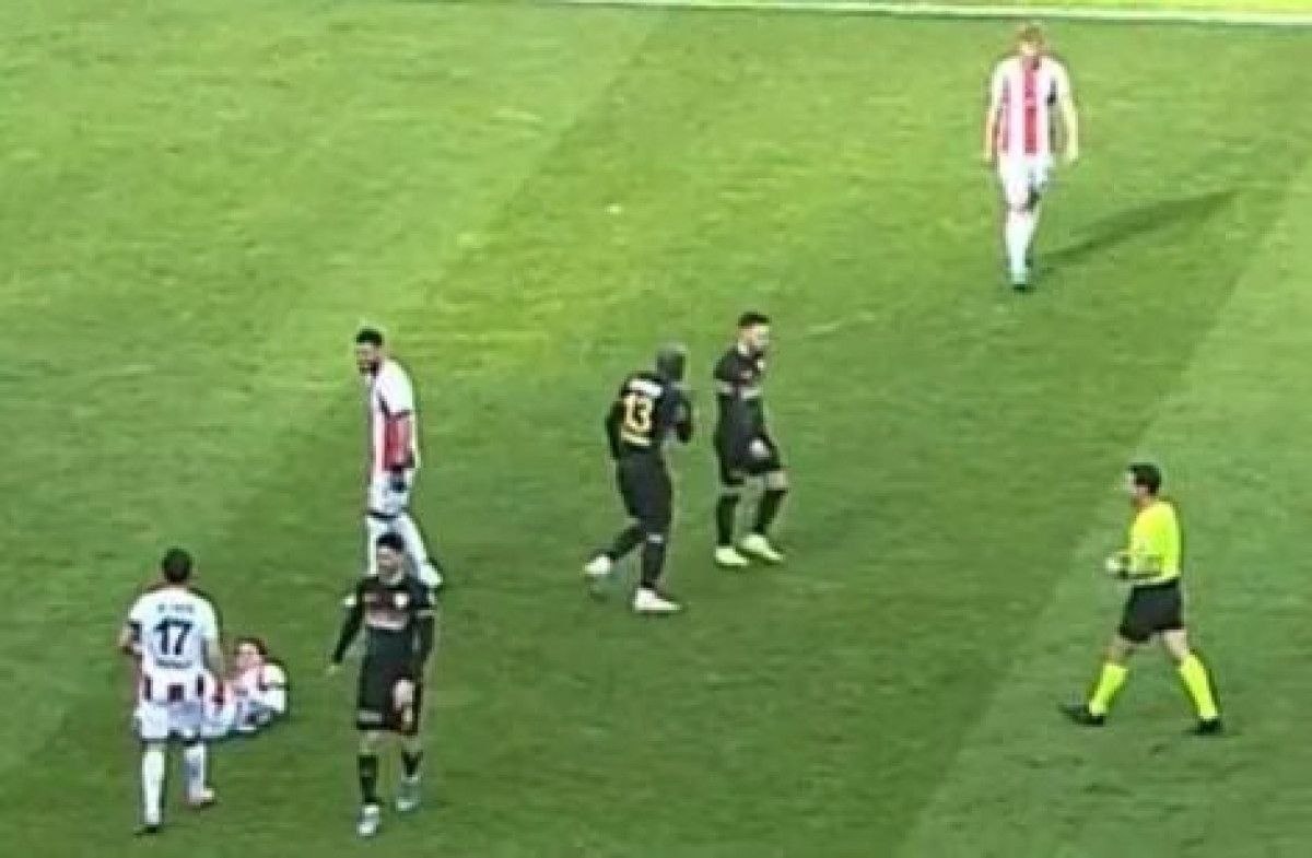 kayserisporda takim arkadasina tokat atan bahoken kadro disi kaldi 0