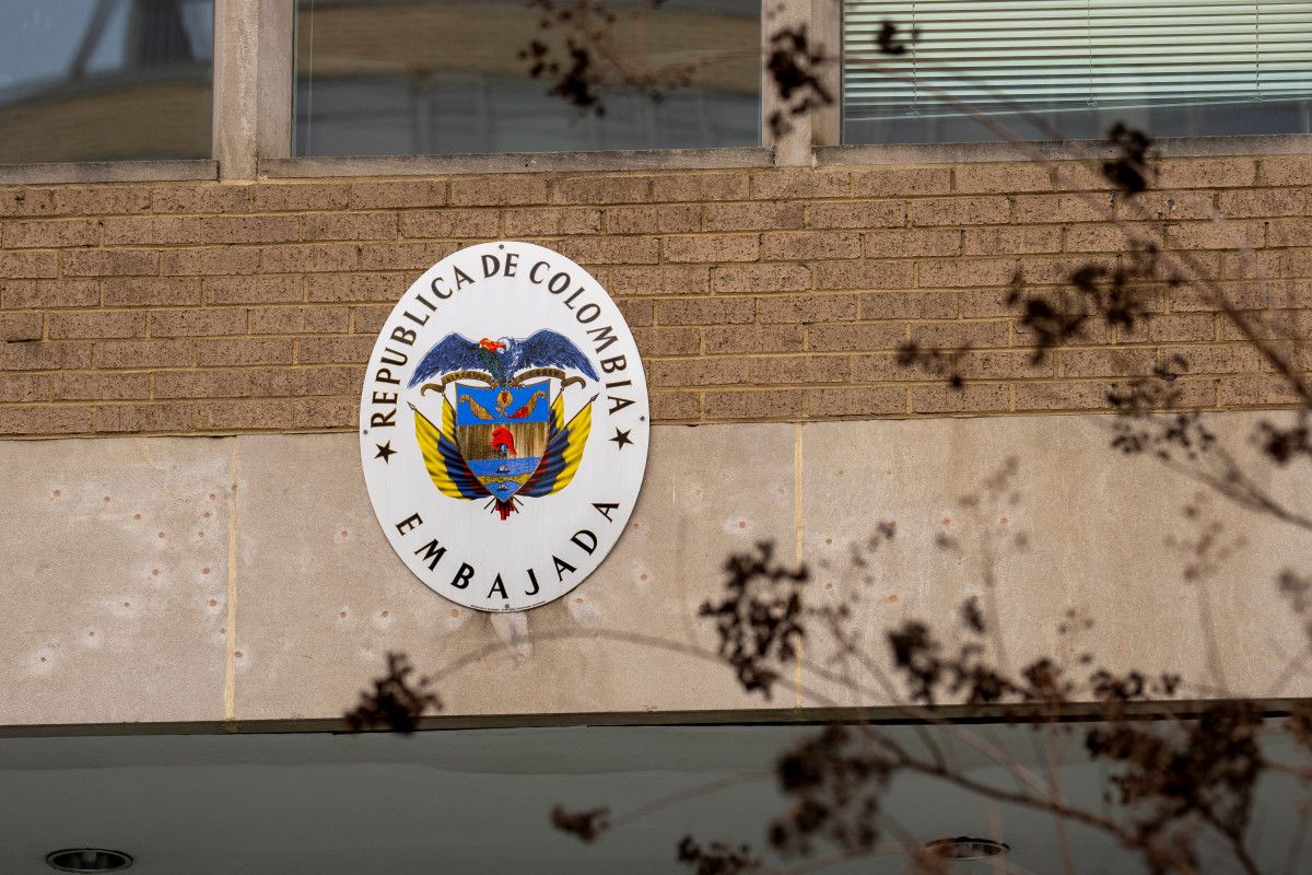 kolombiya duzensiz gocmenleri tasiyan abd ucaklarinin inisine izin vermedi 0