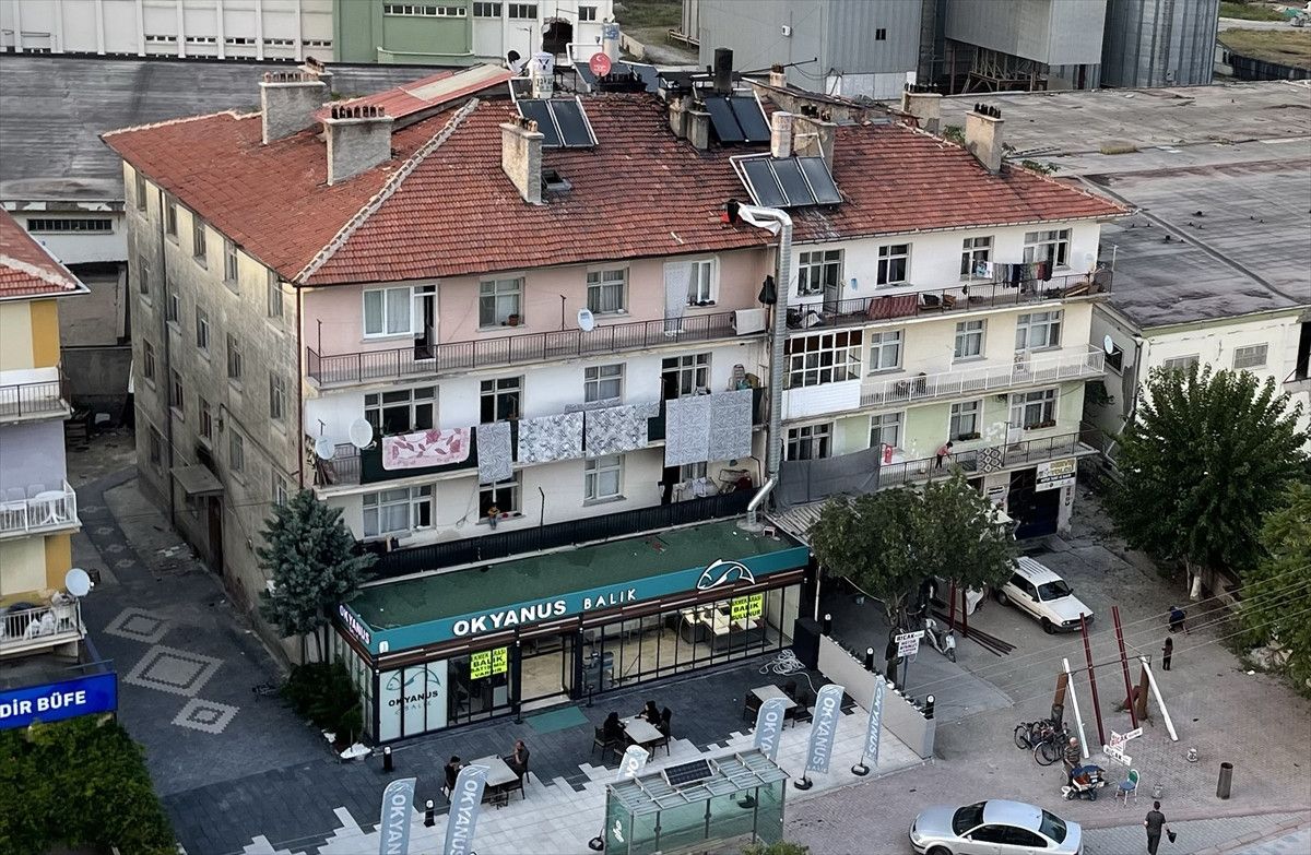 konyada coken 4 katli binanin eski hali 0
