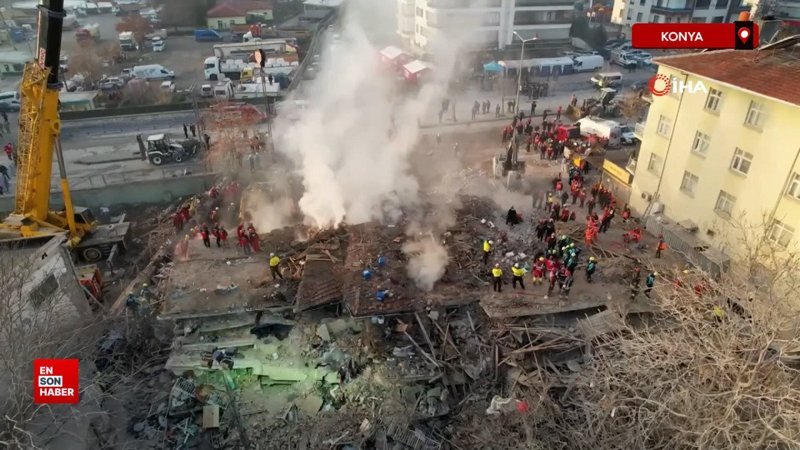 konyada coken binanin enkazi gunun ilk isiklariyla goruntulendi t9tNRgBg