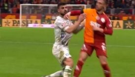 konyaspordan galatasaray macinda kirmizi kart itirazi OBcQPO3T