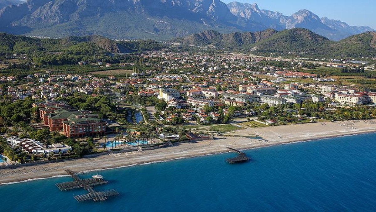 kultur ve turizm bakanligi yetkilileri 4 bin 380 turizm tesisi eksiklikler nedeniyle kapatildi 0 vDDJPyYB