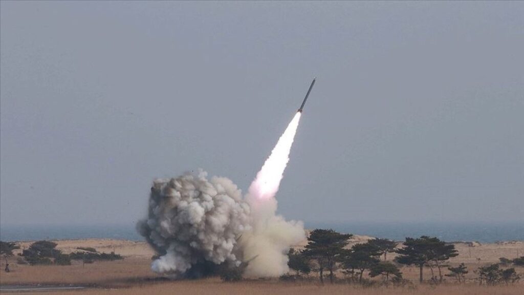 kuzey koreden stratejik seyir fuzesi denemesi QY6pV4i2