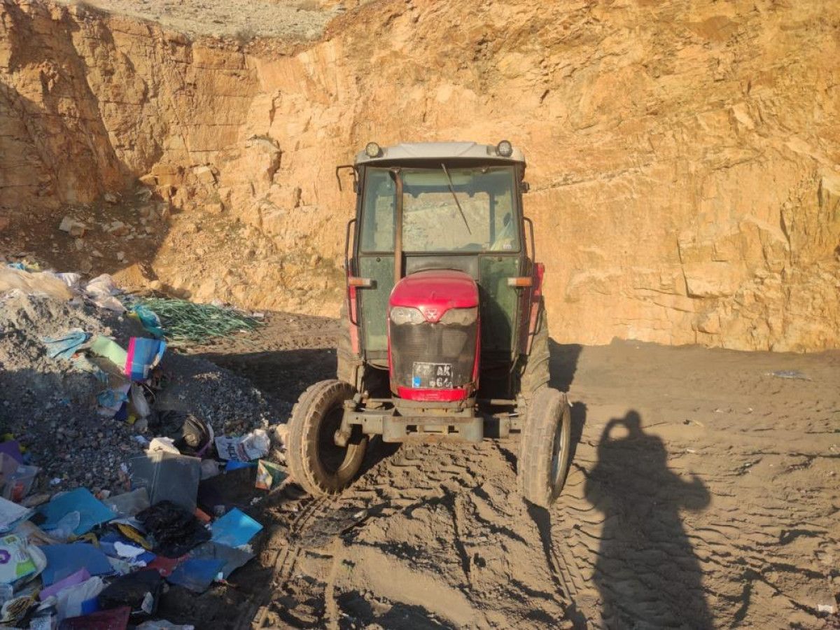 mardinde demli artuklu belediyesi kacak cop dokerken sucustu yakalandi 0
