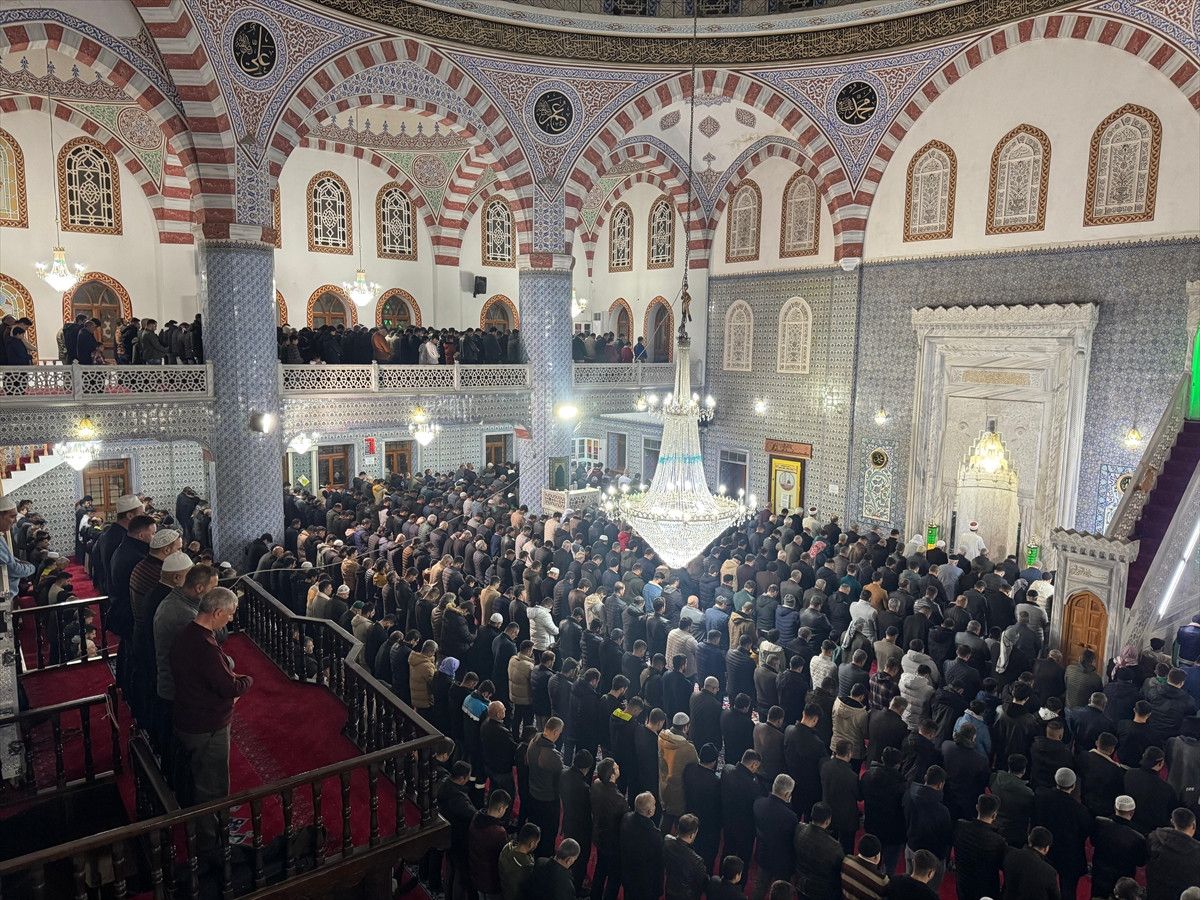 mirac kandili yurt genelinde dualarla idrak edildi 5 Rdyn5P9L