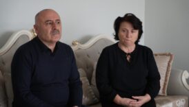 oguz murat acinin acili annesinden eylem tok ve oglu turkiyeye gelmesin cagrisi DDmXdSOf