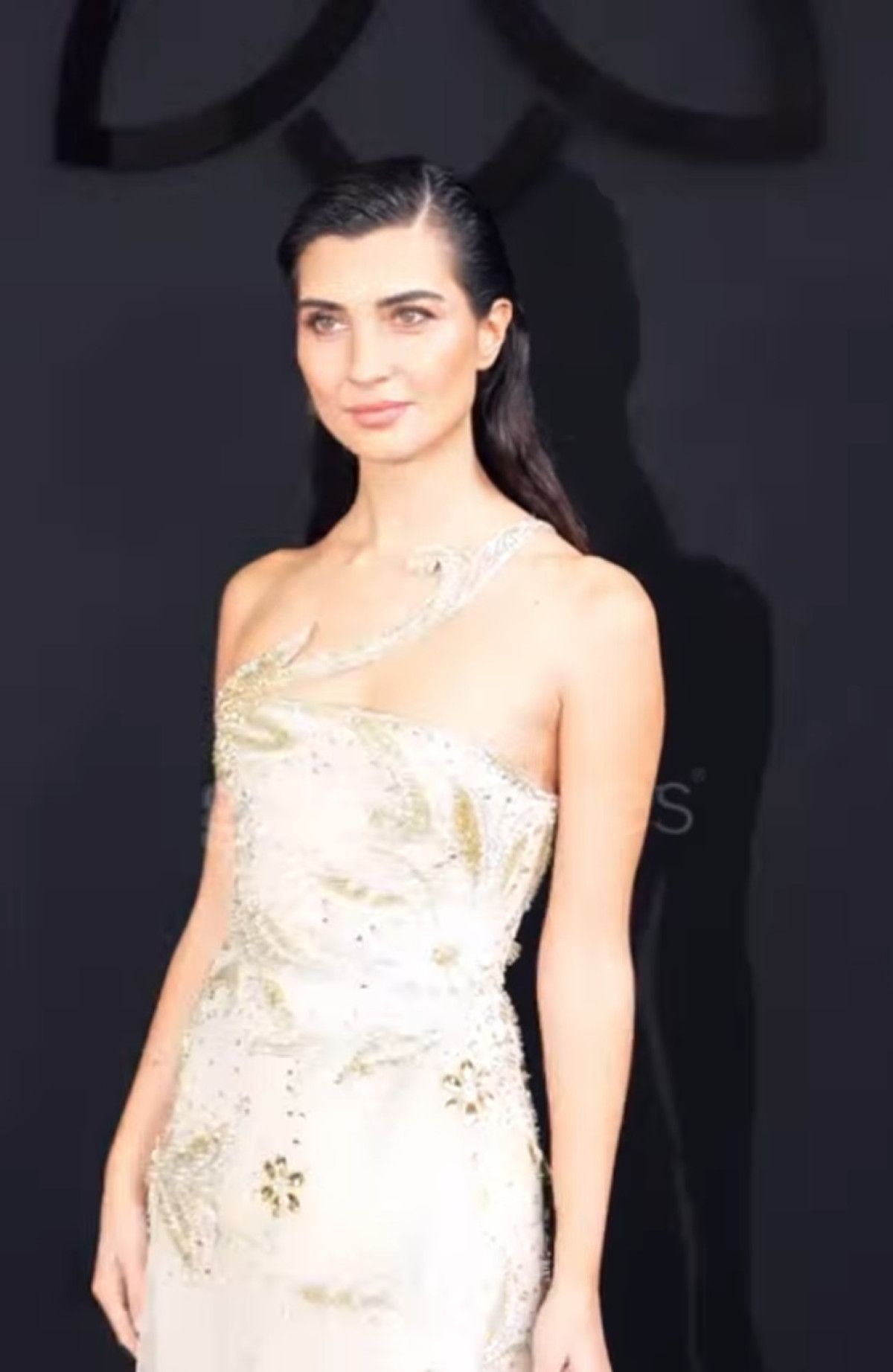 oyuncu tuba buyukustun pariste guzelligiyle buyuledi 6 9BicpNXG
