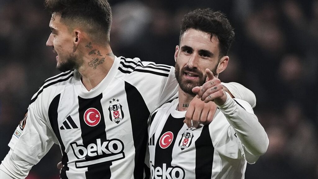rafa silva performansiyla parliyor QaiAcYIB
