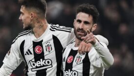rafa silva performansiyla parliyor QaiAcYIB
