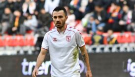 samsunsporda emre kilincta kirik var itiAtGHp