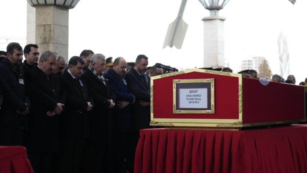 sehit astsubay ufuk akinci son yolculuguna ugurlandi YdrG3NhI