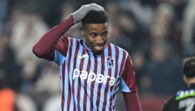 simon banza trabzonsporda olmaktan cok mutluyum 2I2M2R2V