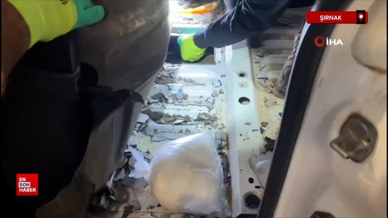 Şırnak’ta 20 kilogram metamfetamin ele geçirildi 1 sirnakta 20 kilogram metamfetamin ele gecirildi ht3c2FUl