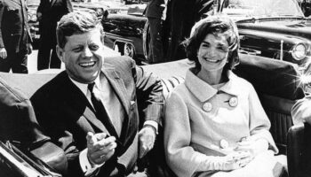 trump kennedy suikasti dosyalarinin aciklanmasini ongoren kararnameyi imzaladi XkL8huGe