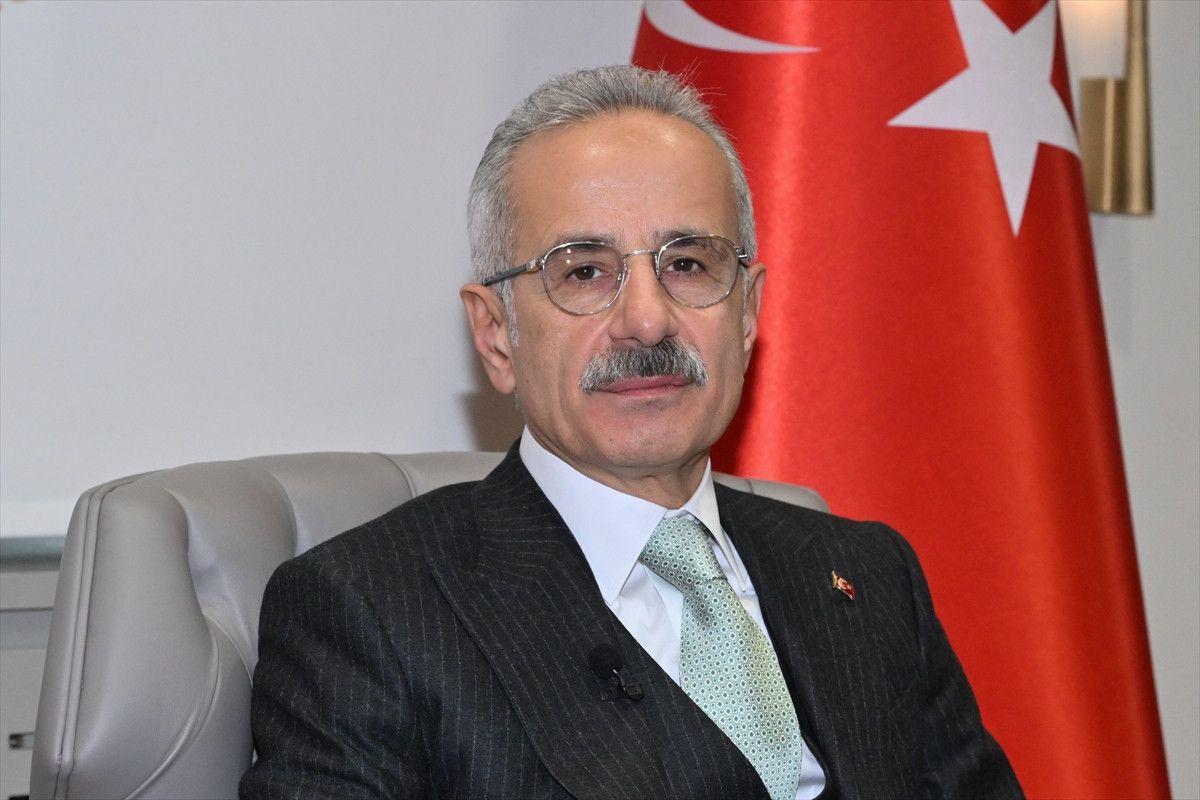 ulastirma ve altyapi bakani abdulkadir uraloglu kara yolu projeleri cagin ihtiyaclarina gore revize ediliyor lUQ1TMZs