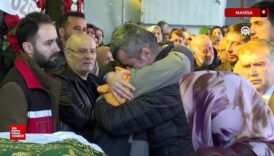 yanginda olen anne ve kizinin cenazesi manisada defnedildi 684YuXX9