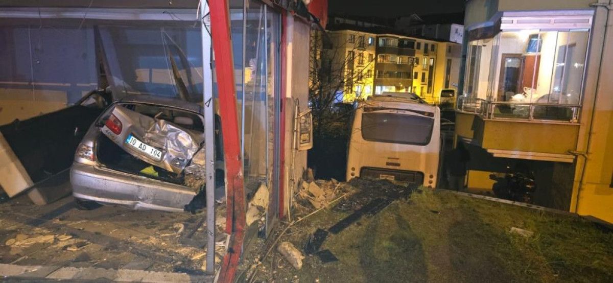 zonguldakta freni bosalan midibus apartman bosluguna dustu 2 yarali 0 nn4Ytr4u