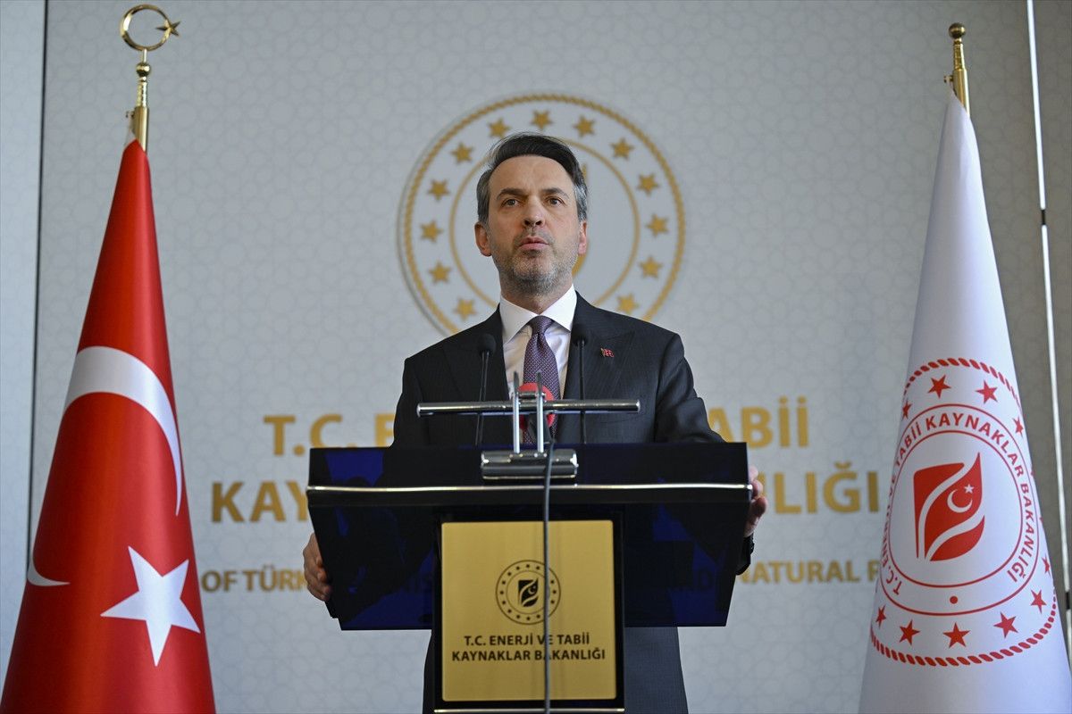 alparslan bayraktar yeni yeka modeliyle 20 yil uygun fiyatli elektrik temin edilecek 1 SWkdi4j3