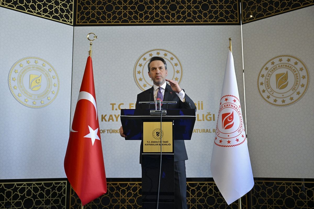 alparslan bayraktar yeni yeka modeliyle 20 yil uygun fiyatli elektrik temin edilecek 2 esfQ4rds