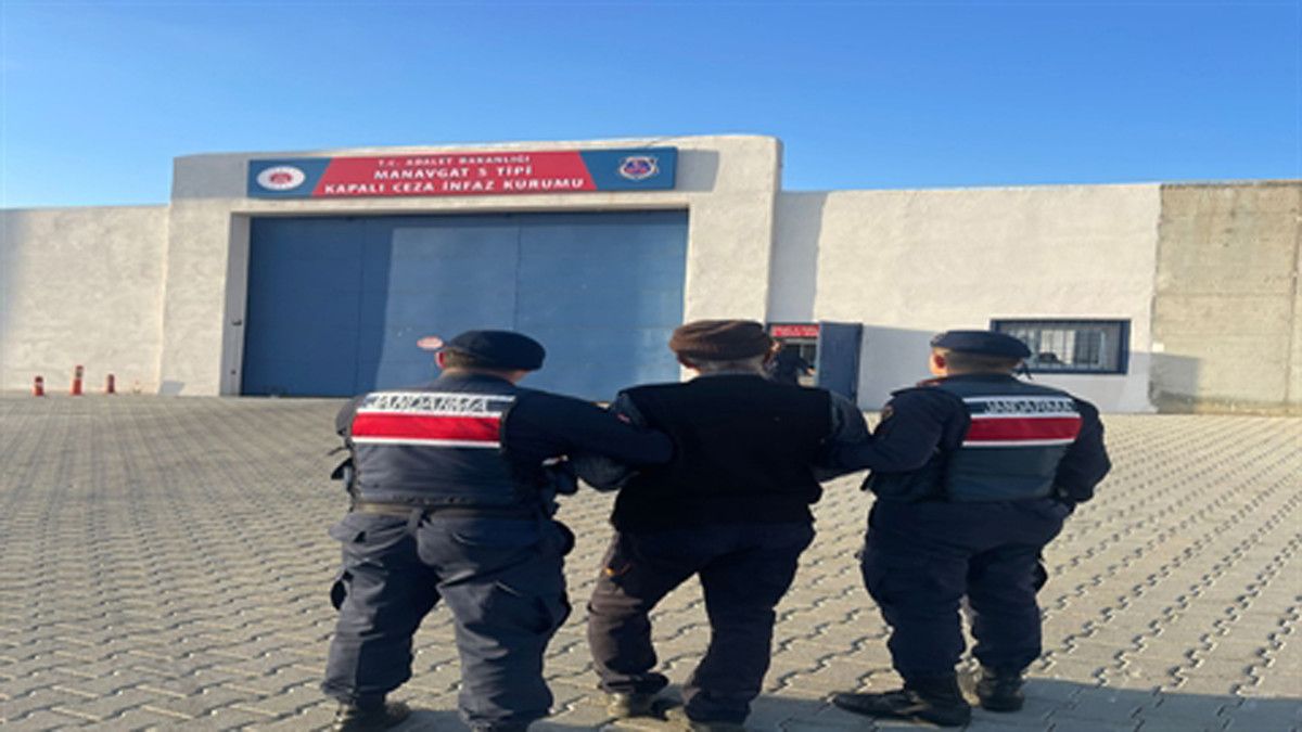 antalyada saldirdiklari kadini olduren kopeklerin sahibine hapis cezasi 2 GIWZKi2p