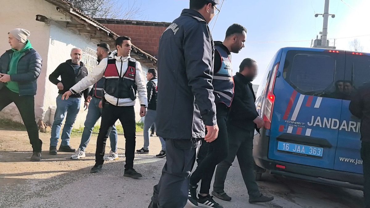 bursada kendisini eve kilitleyen kundaklama suphelisi teslim oldu 0 Ra65Z8Rm