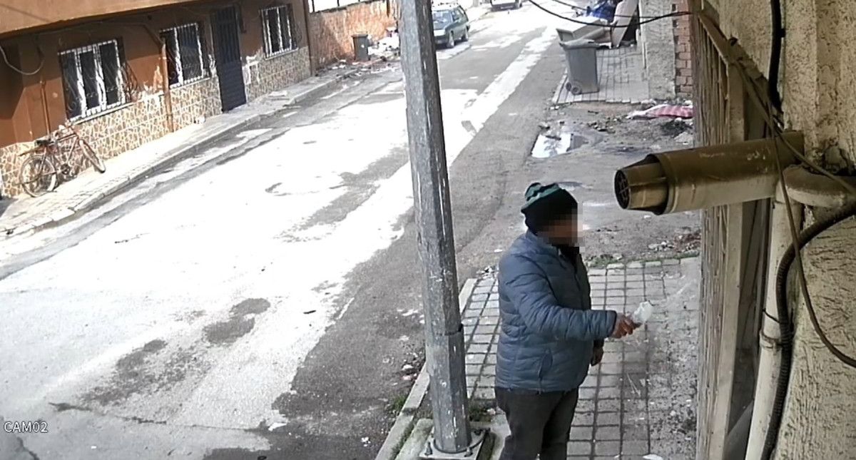 bursada kendisini eve kilitleyen kundaklama suphelisi teslim oldu 2 4qWjW2dC