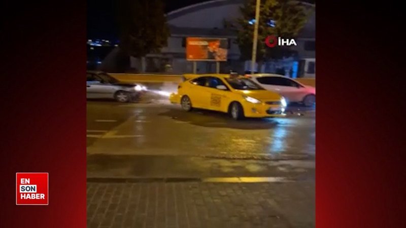 edirnede kirmizi isikta zincirleme kaza 2 yarali