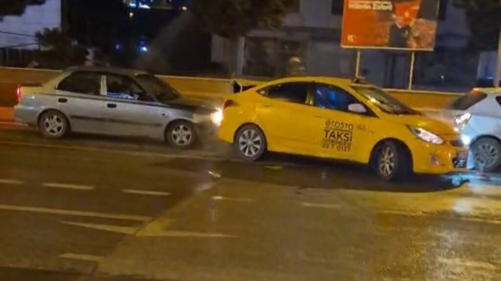 edirnede kirmizi isikta zincirleme kaza 2 yarali zd4CxdgI