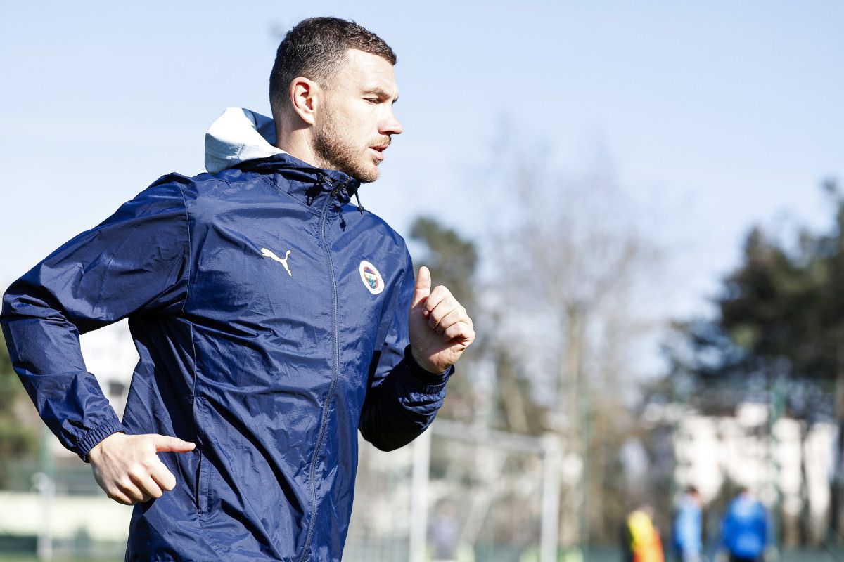 fenerbahcede midtjylland macinin hazirliklari basladi 0 lfcjwdsu