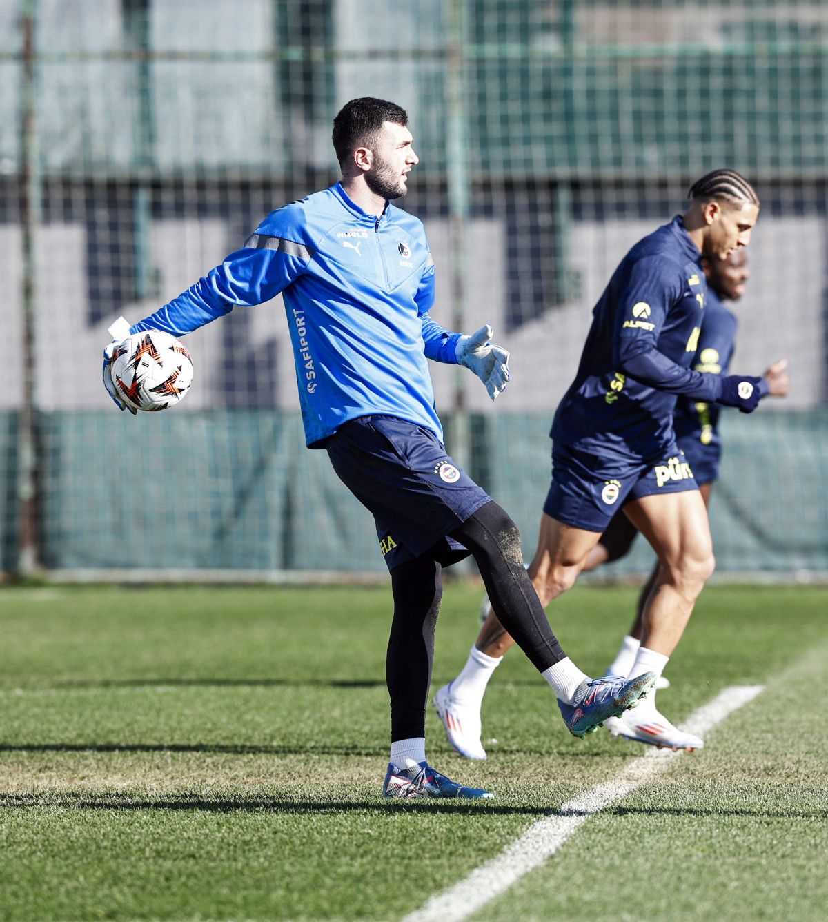 fenerbahcede midtjylland macinin hazirliklari basladi 3 sNZYReTK