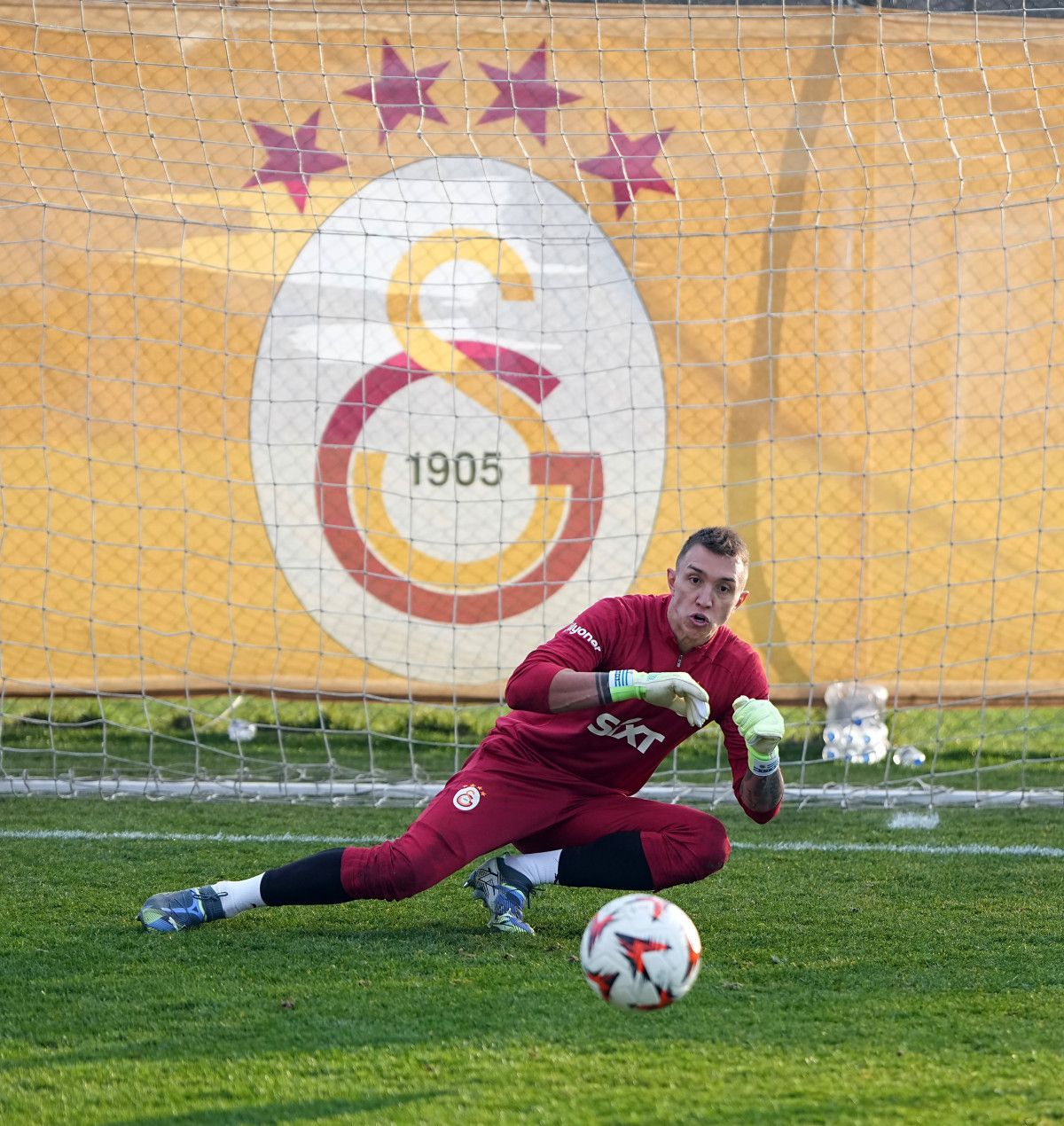 galatasaray ajax macinin hazirliklarini surdurdu 1 4lUjTvEb