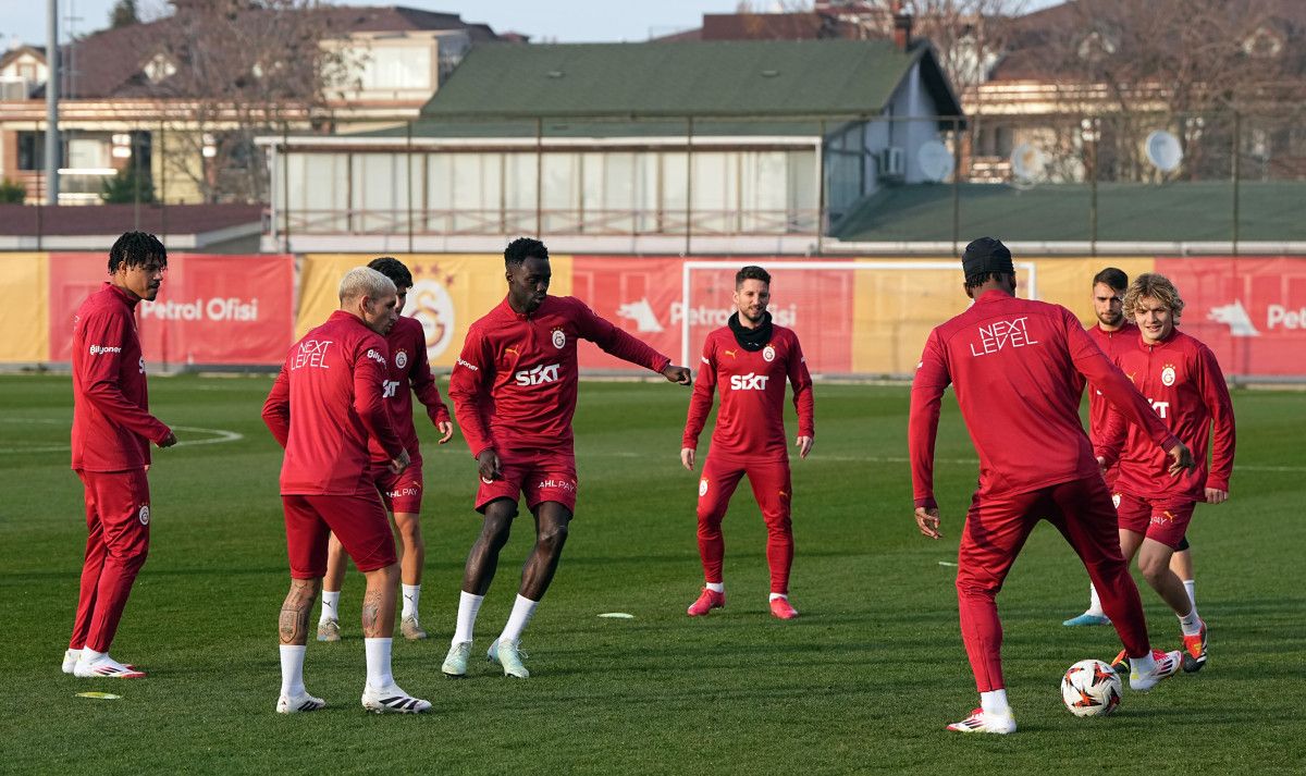 galatasaray ajax macinin hazirliklarini surdurdu 3 trU9X46y