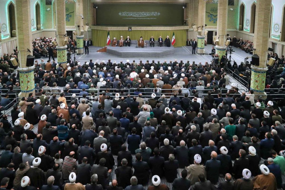 iran dini lideri hamaneyden hukumete abd uyarisi 3