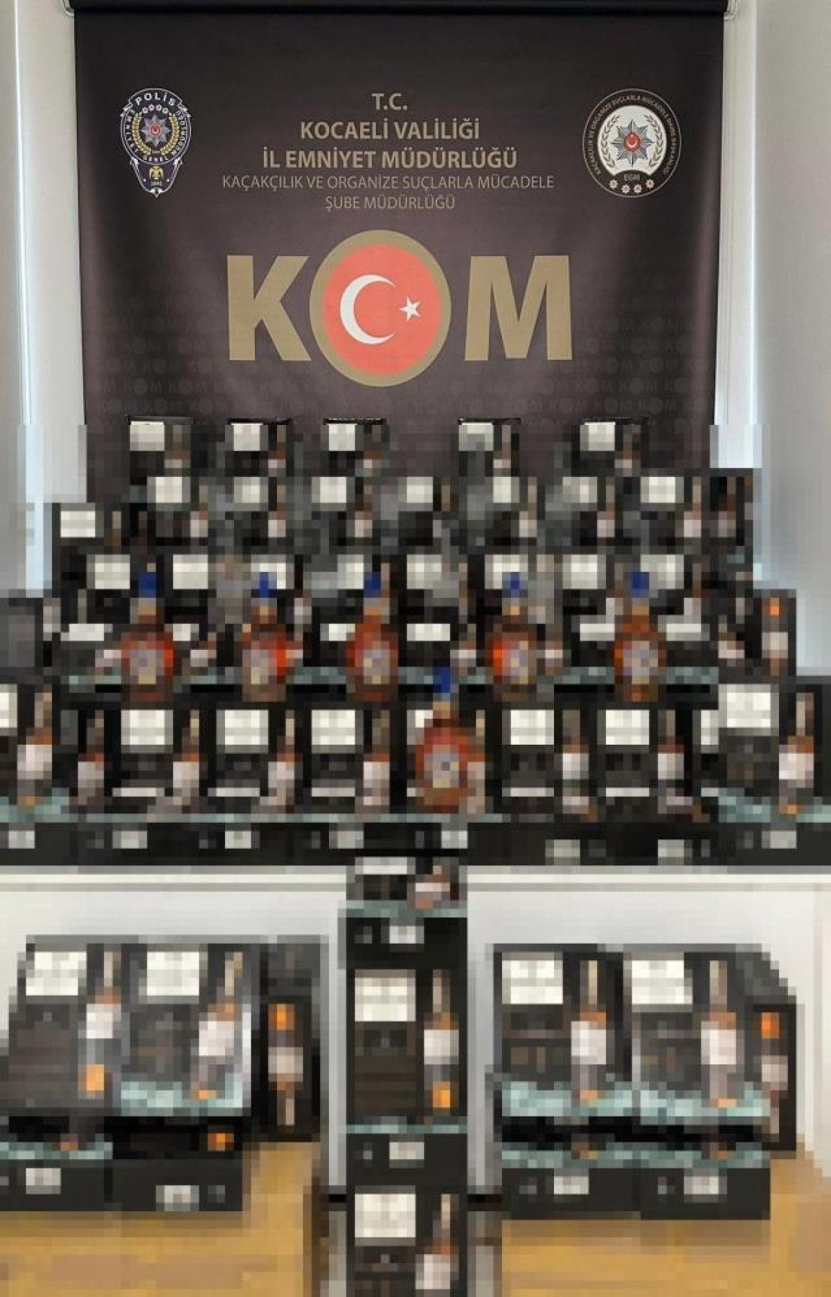 kocaelide 316 litre sahte icki ve bandroller ele gecirildi 0 eDlOSGZL