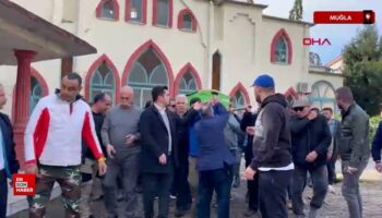 muglada 11 yil sonra yurumeye baslayan hilal topraga verildi Sm6iTOEB